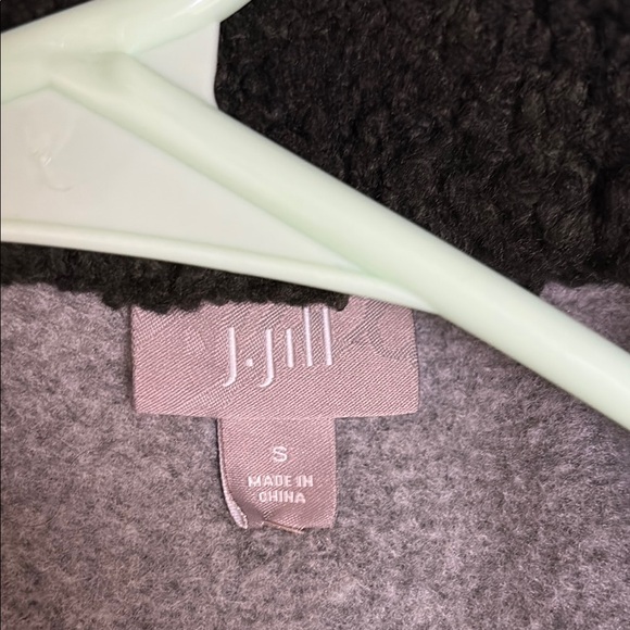 J Jill fleece lined vest - Picture 4 of 7